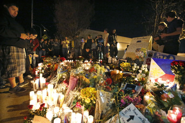 Fans am Unfallort von Paul Walker