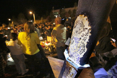 Fans am Unfallort von Paul Walker