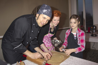 Weihnachtsplätzchen backen mit Kindern, Berlin
