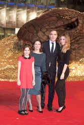 James Nesbitt mit Gattin Sonia und Töchtern Mary und Peggy
