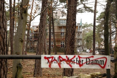 Brand in Bushidos Villa, Kleinmachnow