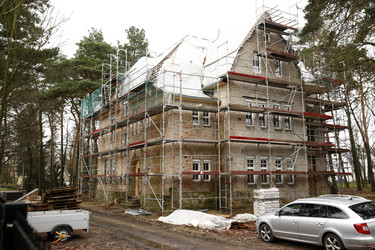 Brand in Bushidos Villa, Kleinmachnow