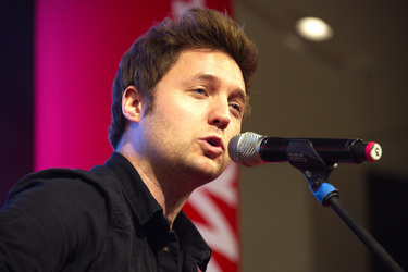 Nick Howard Akustikset und Autogrammstunde, Berlin