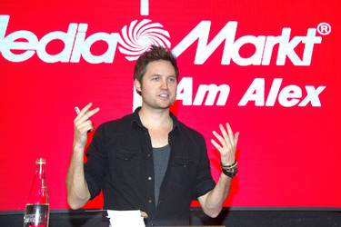 Nick Howard Akustikset und Autogrammstunde, Berlin