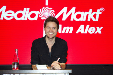 Nick Howard Akustikset und Autogrammstunde, Berlin