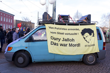 Mahnwache und Demo zum Todestag von Oury Jalloh, Dessau-Roßlau
