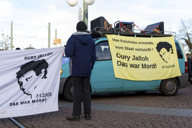 Mahnwache und Demo zum Todestag von Oury Jalloh, Dessau-Roßlau