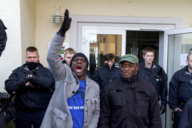 Mahnwache und Demo zum Todestag von Oury Jalloh, Dessau-Roßlau