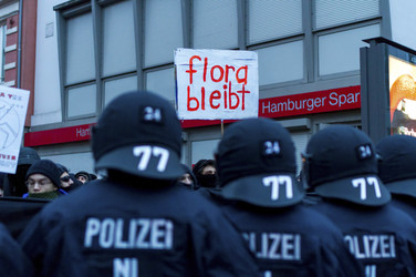 Großdemo für den Erhalt der 'Roten Flora', Hamburg