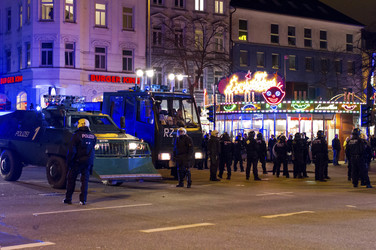 Großdemo für den Erhalt der 'Roten Flora', Hamburg