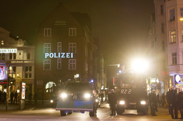 Großdemo für den Erhalt der 'Roten Flora', Hamburg