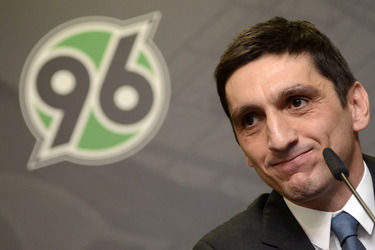 Hannover 96 präsentiert Cheftrainer Tayfun Korkut, Hannover