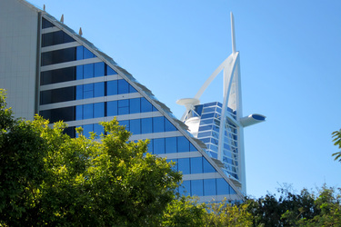 Jumeirah Beach Hotel, Burj al Arab