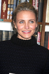 Cameron Diaz signiert ihr Buch 'The Body Book', Huntington