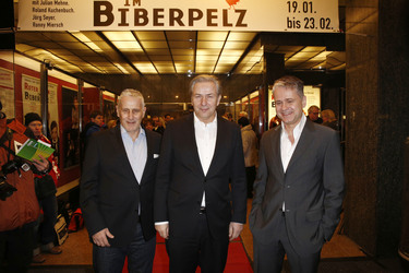'Roter Hahn im Biberpelz' Premiere, Berlin