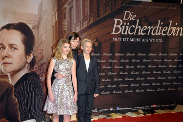 Sophie Nélisse, Emily Watson, Nico Liersch