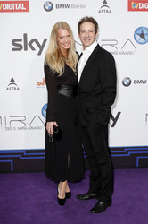 Gedeon Burkhard mit Freundin Anika Bormann