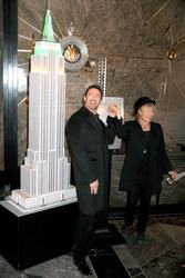 Hugh Jackman und Deborra-Lee Furness besuchen das Empire State Building, New York