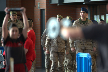 Prince Felipe besucht die Parachutist Brigada, Paracuellos de Jarama
