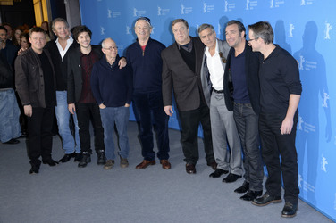 Justus von Dohnányi, Hugh Bonneville, Dimitri Leonidas, Bob Balaban, Bill Murray, John Goodman, George Clooney, Jean Dujardin, Matt Damon