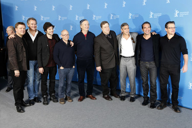 Justus von Dohnányi, Hugh Bonneville, Dimitri Leonidas, Bob Balaban, Bill Murray, John Goodman, George Clooney, Jean Dujardin, Matt Damon