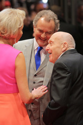 Hugh Bonneville mit Gattin Lulu Evans, Harry Ettlinger