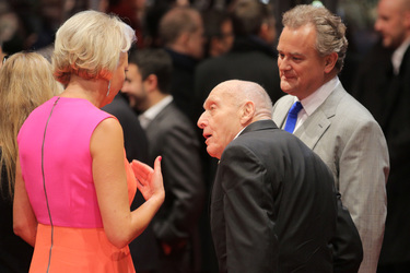 Hugh Bonneville mit Gattin Lulu Evans, Harry Ettlinger
