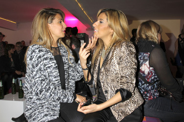 Senna Guemmour mit Schwester Dahap