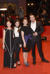 Katharina Schüttler, Hannah Herzsprung, Henriette Confurius mit Begleitung