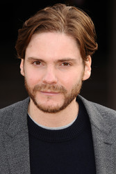 Burberry Prorsum Fashion Show, London Fashion Week