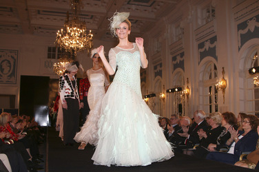 'art & design von Liz Malraux' Fashion Show, Hamburg