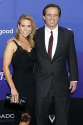 Cheryl Hines, Robert F. Kennedy Jr.