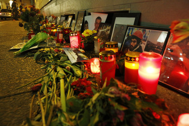 Kerzen vor der Ukrainischen Botschaft, Berlin