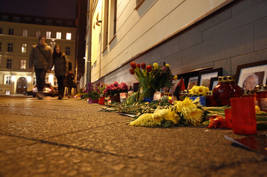 Kerzen vor der Ukrainischen Botschaft, Berlin