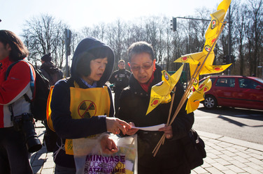 Anti-Atom Demonstration vor der japanischen Botschft, Berlin