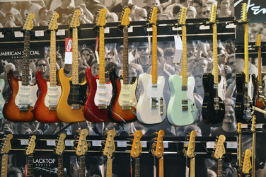 Fender, Gitarren