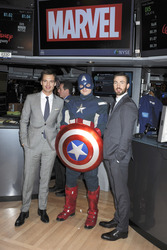'The Return of the First Avenger' Schauspieler läuten die NYSE Opening Bell, New York