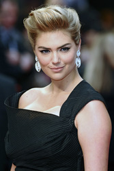 'Die Schadenfreundinnen' Premiere, London