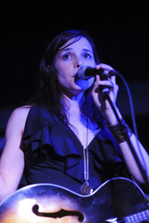 Dana Falconberry Konzert, Austin