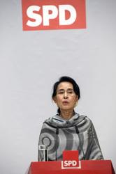 Verleihung des 3. Internationalen Willy-Brandt-Preises an Aung San Suu Kyi, Berlin