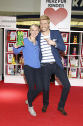 Charity-Osterhasen-Auktion, Kiel