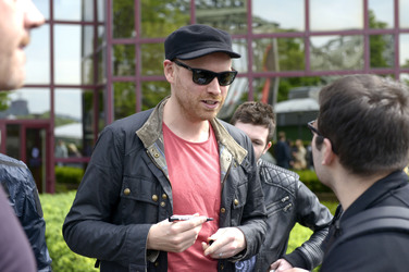 Chris Martin vor dem Hyatt Hotel, Köln