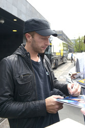 Chris Martin vor dem Hyatt Hotel, Köln