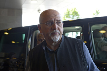 Peter Gabriel vor dem Hyatt Hotel, Köln