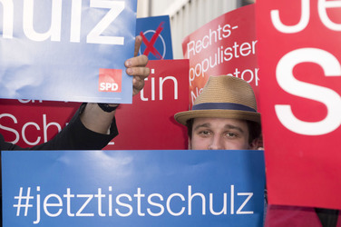 Demonstrationen während der TV-Talksendung 'Wie geht's, Europa?', Berlin