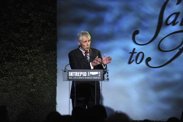 Chuck Hagel erhält den Intrepid Freedom Award, New York