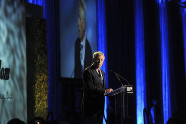 Chuck Hagel erhält den Intrepid Freedom Award, New York