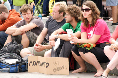 Demonstration gegen Monsanto, TTPI und für Tempelhof