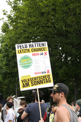 Demonstration gegen Monsanto, TTPI und für Tempelhof