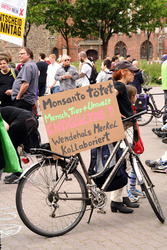 Demonstration gegen Monsanto, TTPI und für Tempelhof